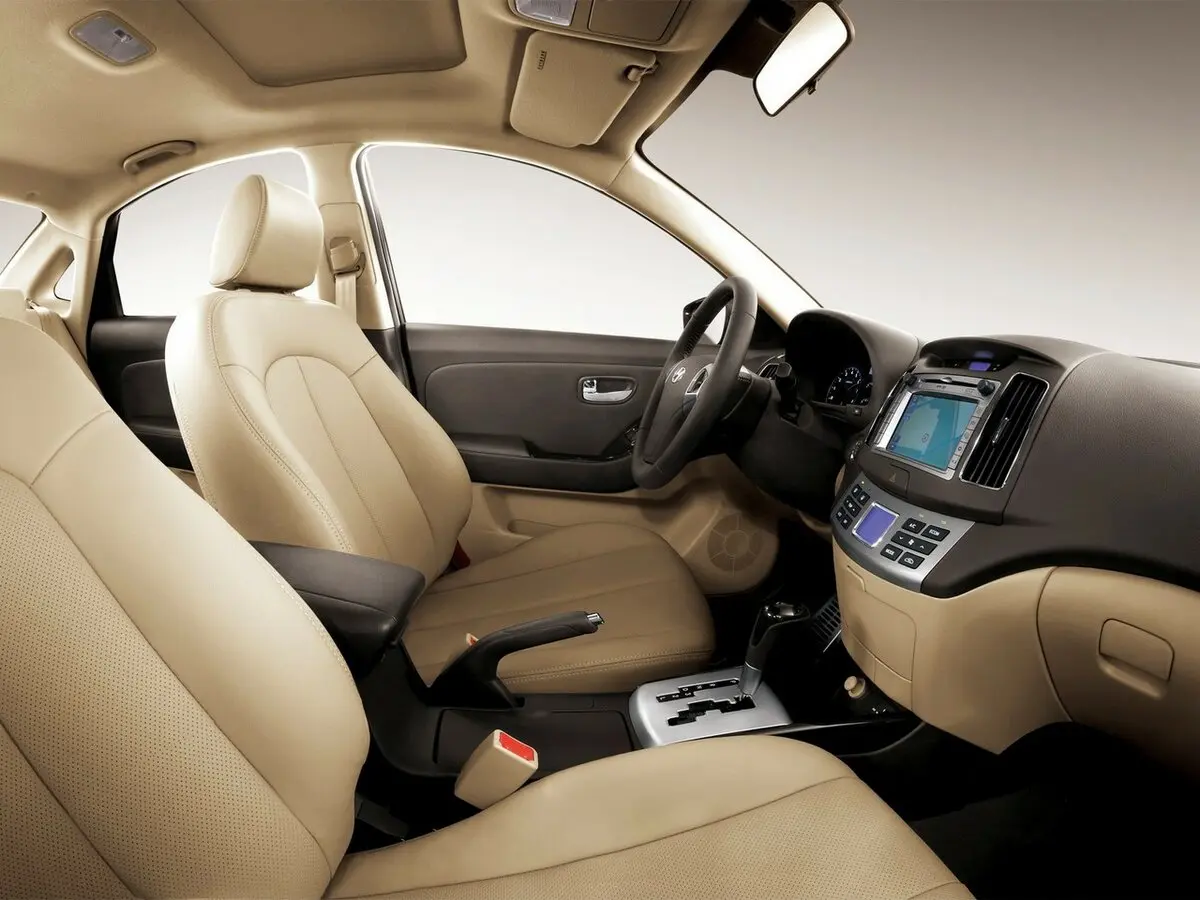 Hyundai Verna III Седан — photo 4