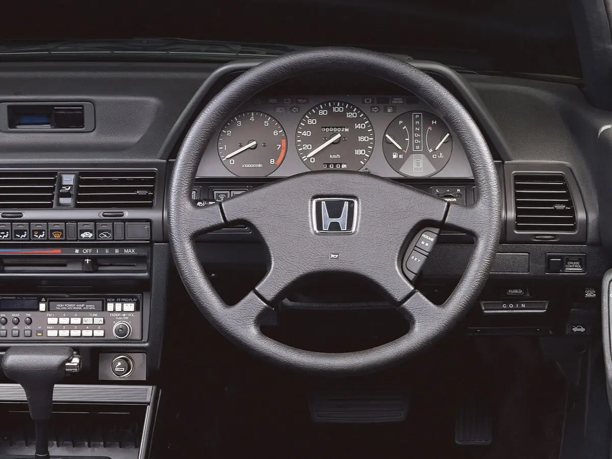 Honda Accord III Хэтчбек 3 дв. AeroDeck — фото 9