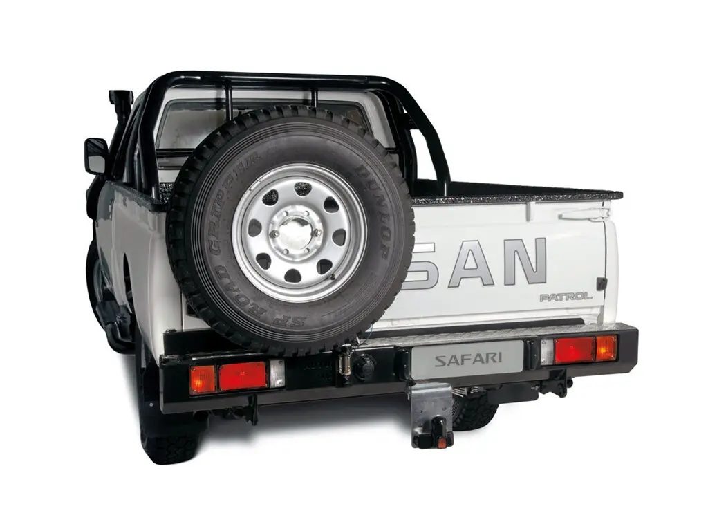 Nissan Patrol V (Y61) Рестайлинг Пикап Одинарная кабина — photo 4