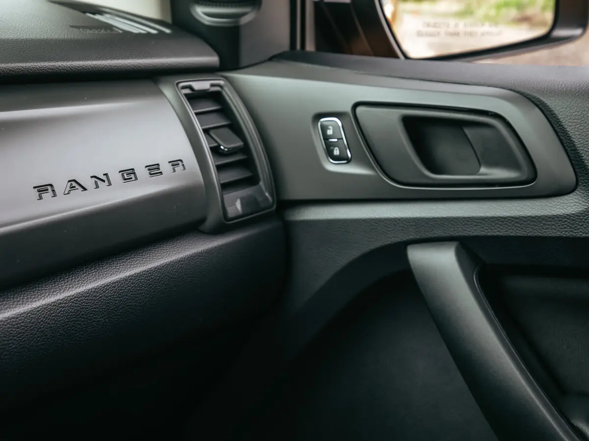 Ford Ranger T6 Рестайлинг 2 Пикап Полуторная кабина — фото 16