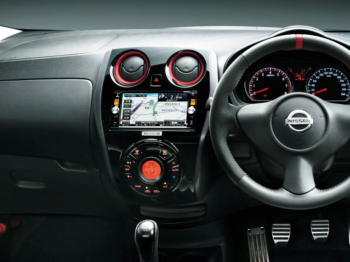 Nissan Note II Хэтчбек 5 дв. Nismo — фото 4