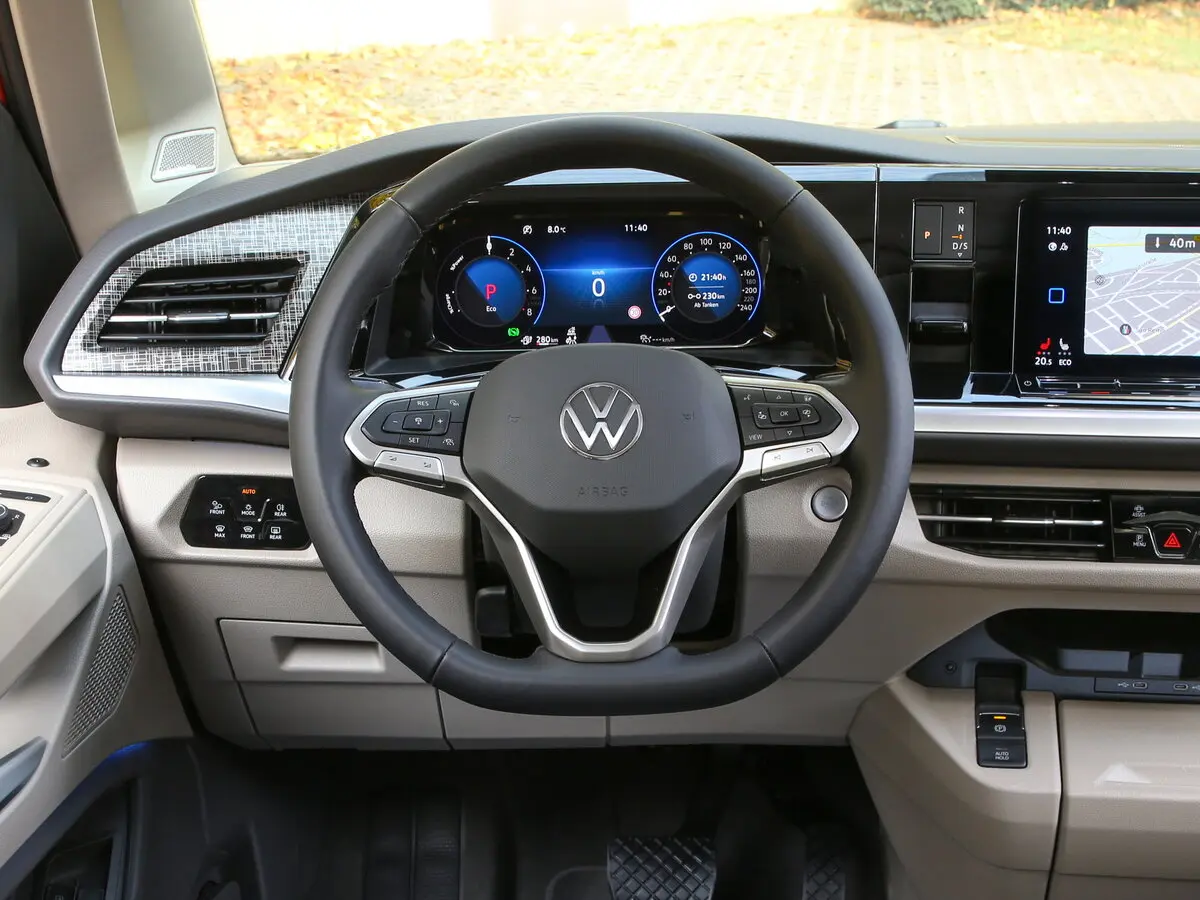 Volkswagen Multivan T7 Минивэн — фото 8