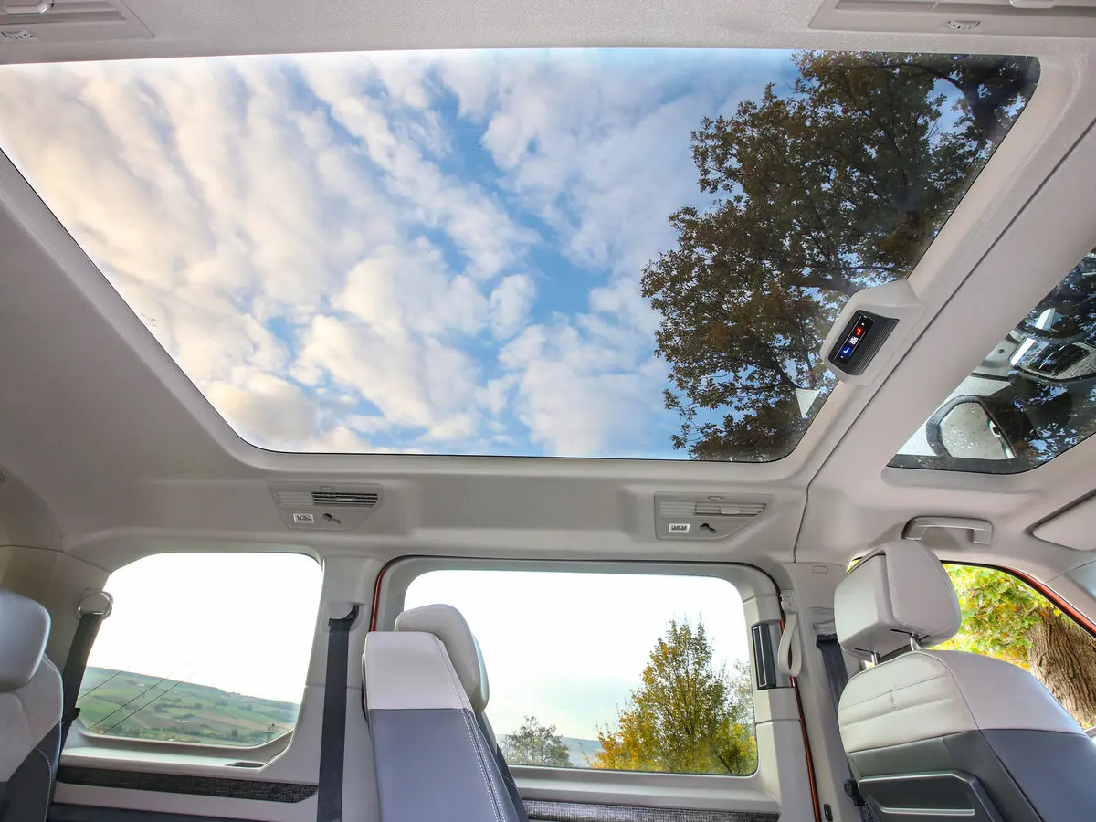 Volkswagen Multivan T7 Минивэн — фото 14
