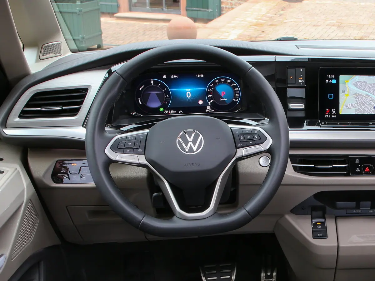 Volkswagen Multivan T7 Минивэн Long — фото 6