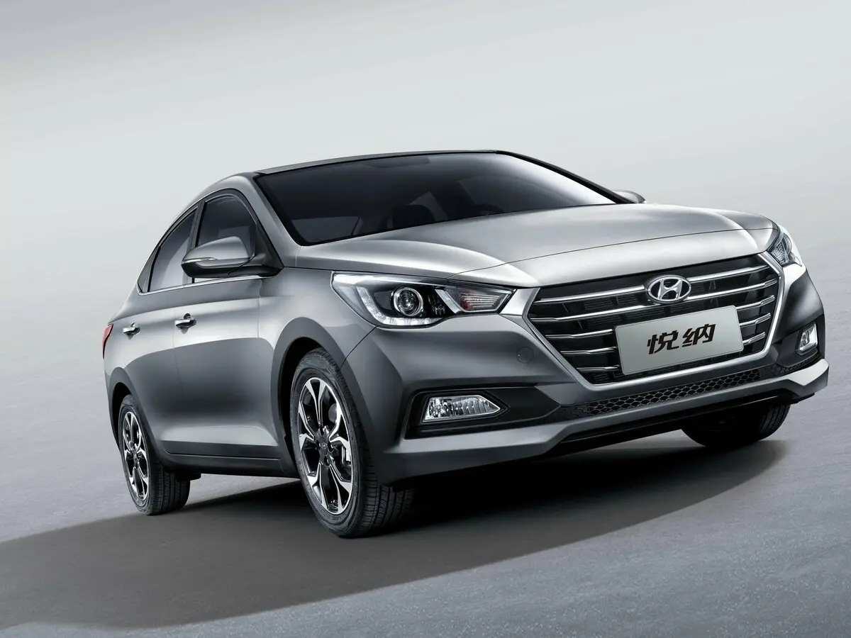 Hyundai Verna IV Седан