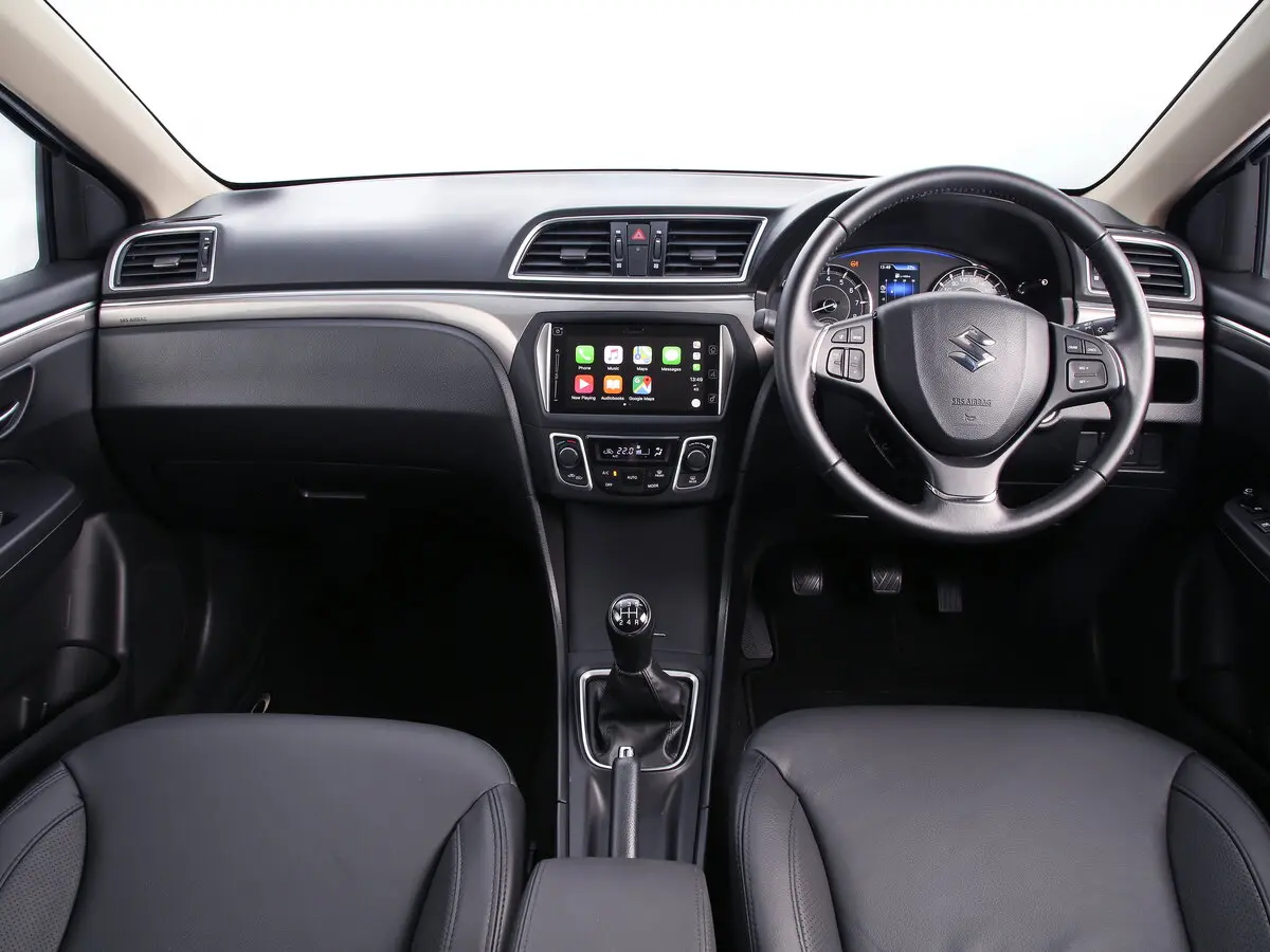 Suzuki Ciaz I Рестайлинг Седан — 照片 6