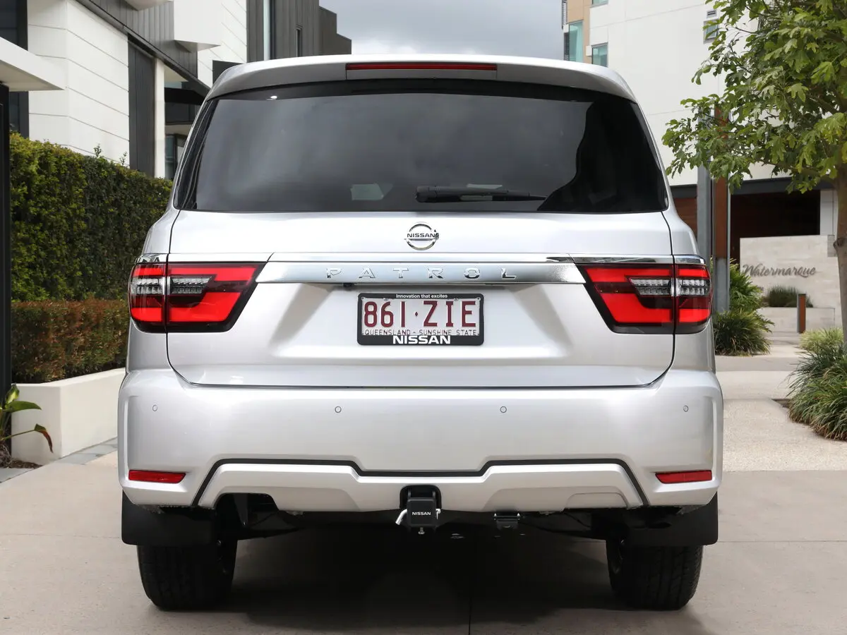 Nissan Patrol VI (Y62) Рестайлинг 2 Внедорожник 5 дв. — сүрөт 4
