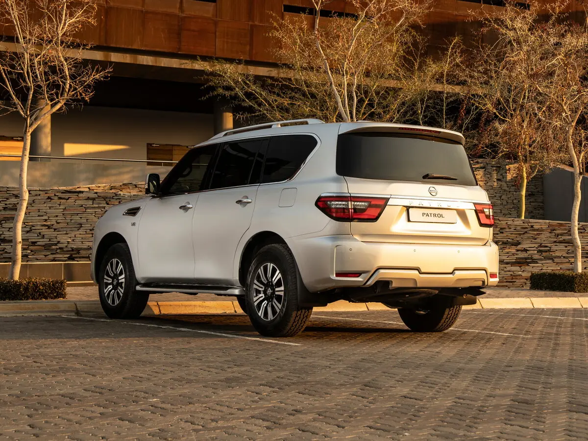 Nissan Patrol VI (Y62) Рестайлинг 2 Внедорожник 5 дв. — сүрөт 5