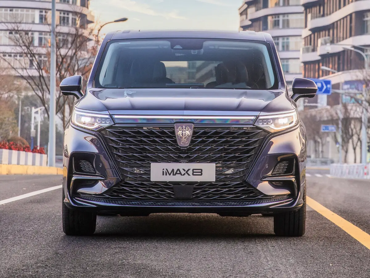 Roewe iMAX8 I Минивэн — сүрөт 3