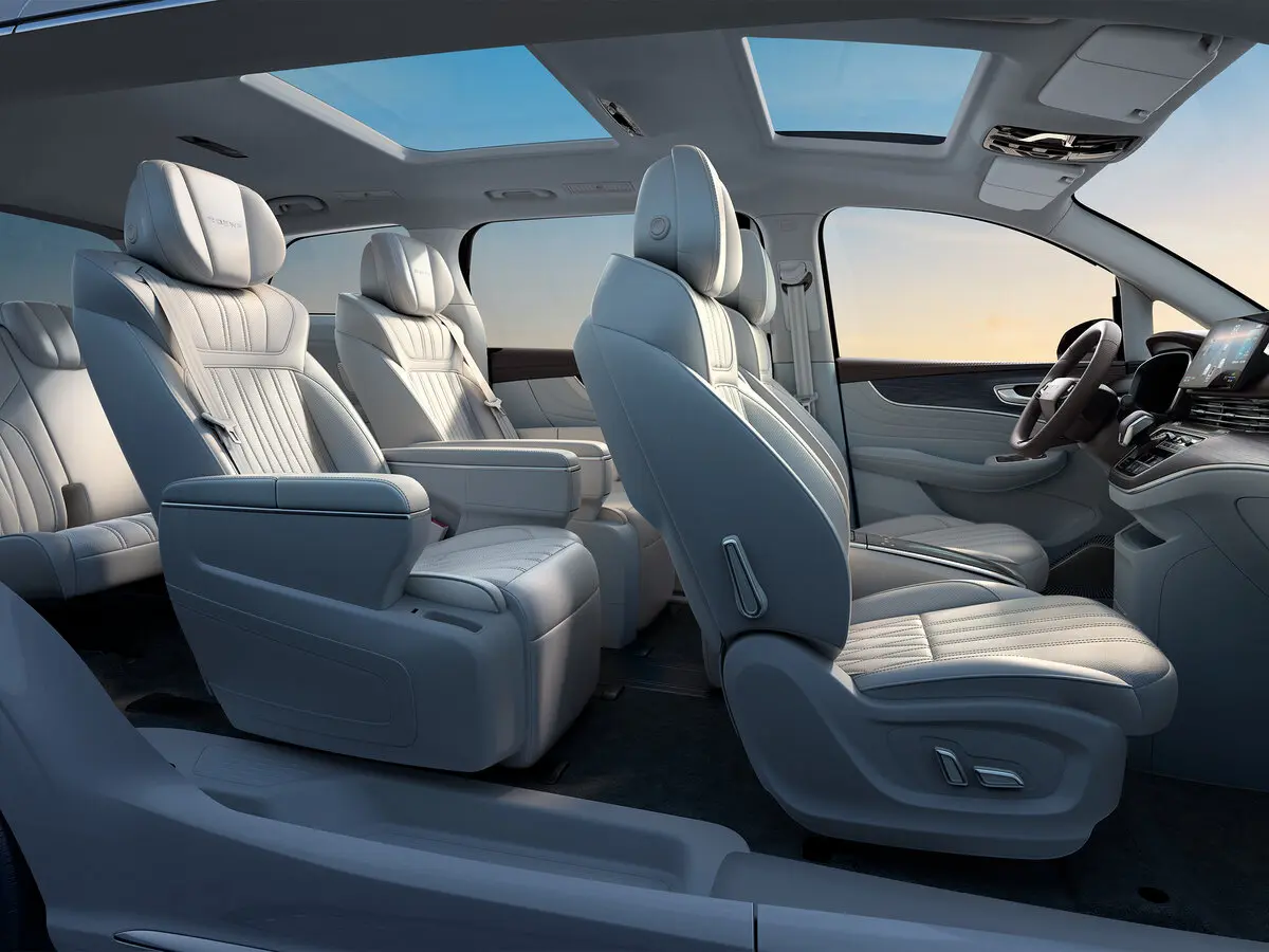 Roewe iMAX8 I Минивэн — сүрөт 7