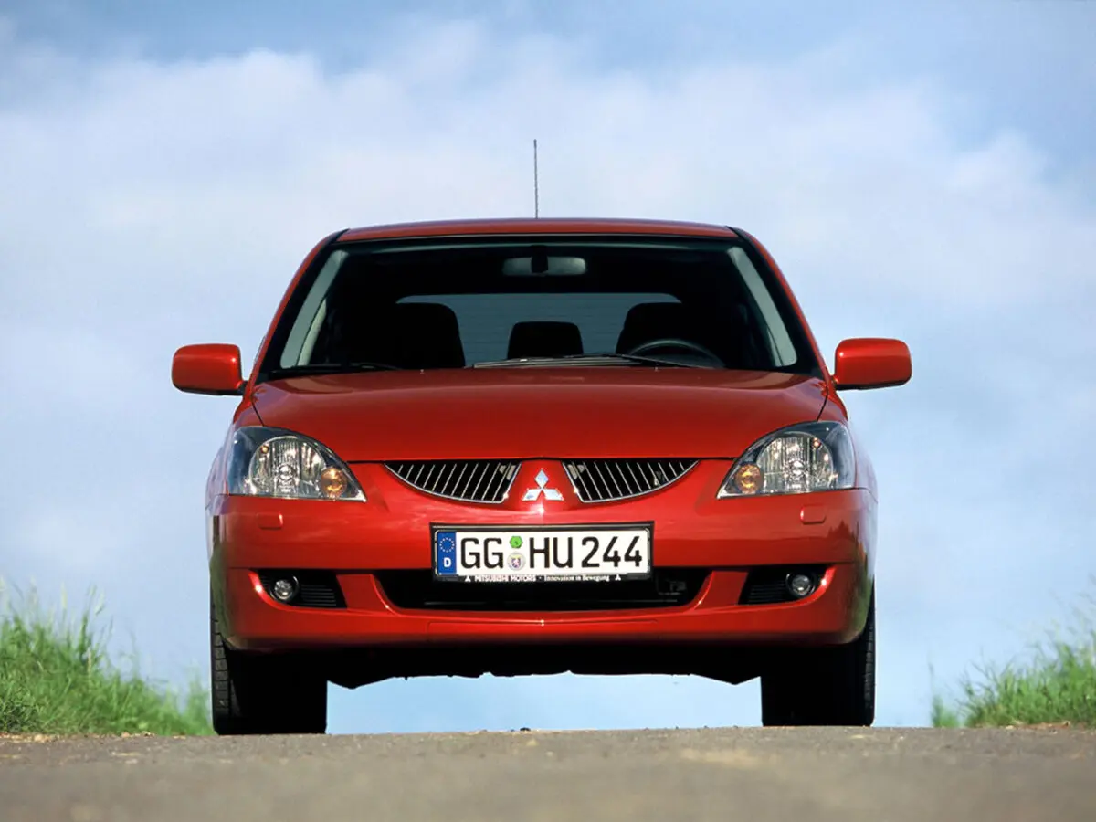 Mitsubishi Lancer IX Универсал 5 дв. — фото 3