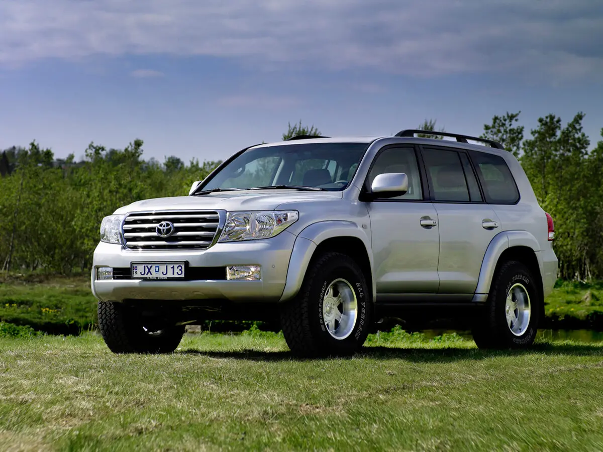 Toyota Land Cruiser 200 Series Внедорожник 5 дв. Arctic Trucks