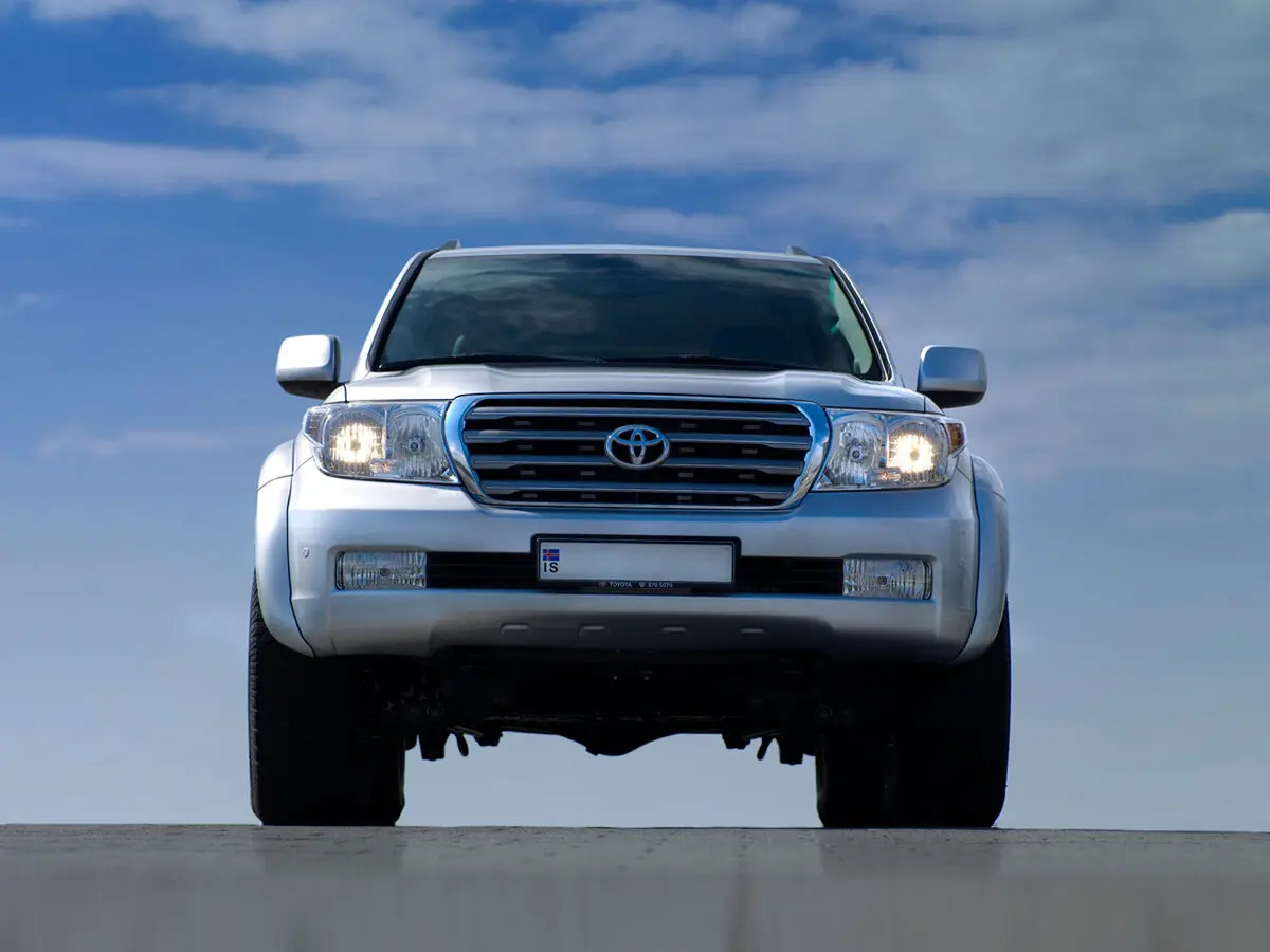 Toyota Land Cruiser 200 Series Внедорожник 5 дв. Arctic Trucks — фото 3
