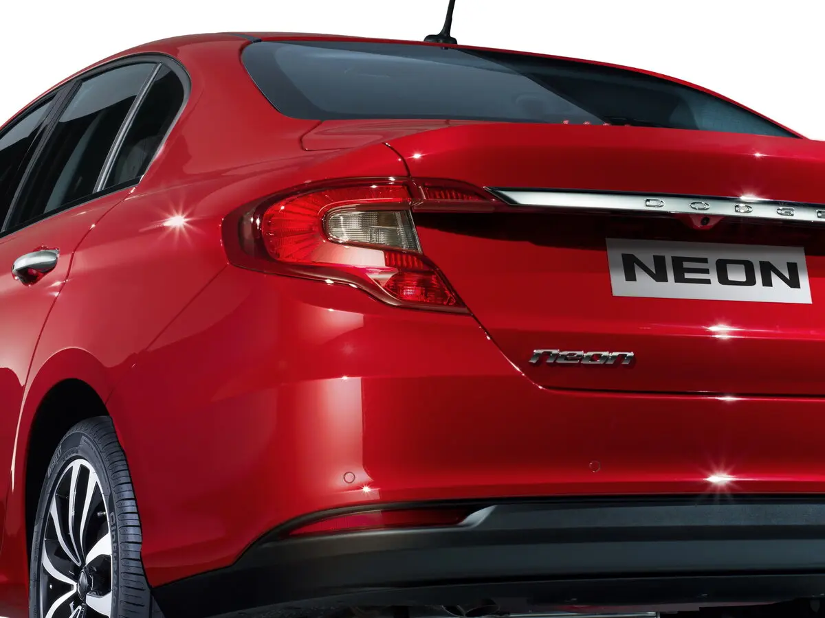 Dodge Neon III Седан — сүрөт 12
