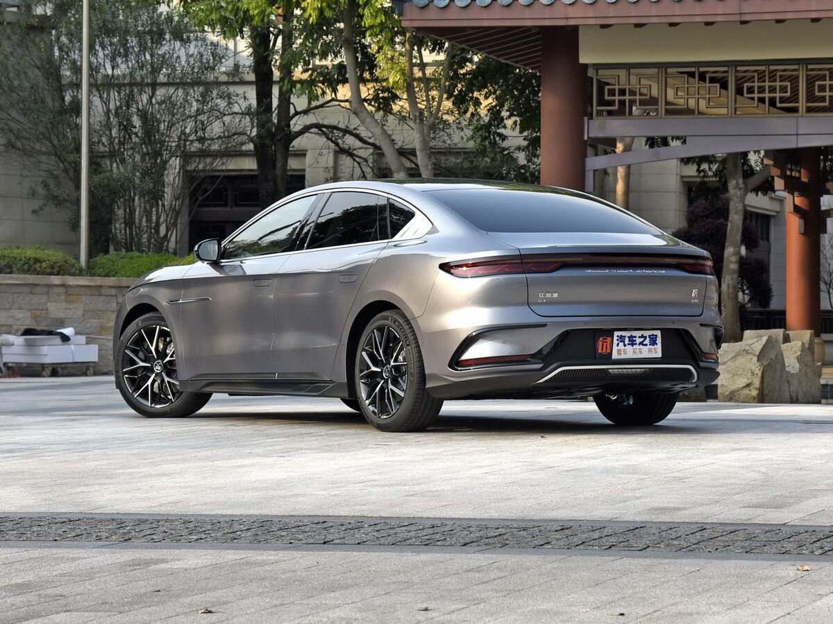 BYD Han I Рестайлинг Седан EV