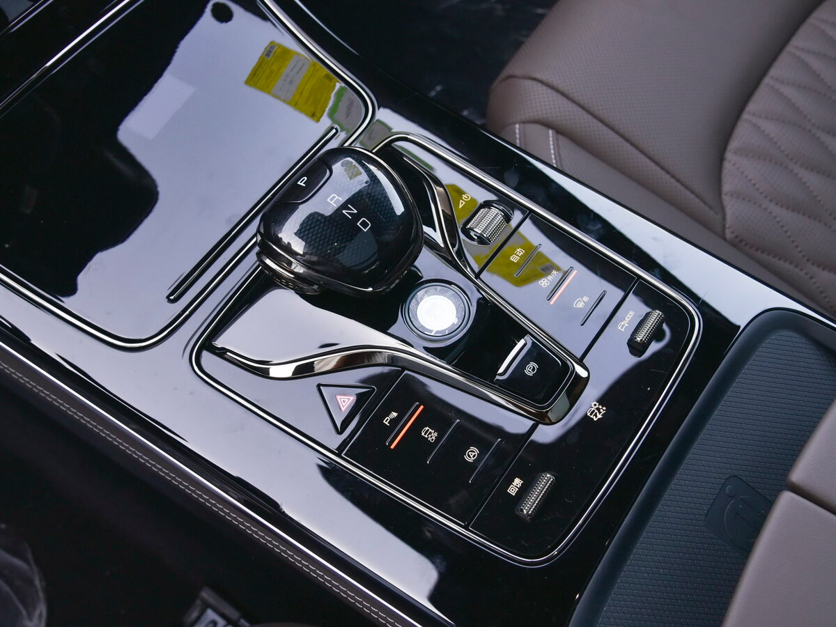 BYD Han I Рестайлинг Седан EV