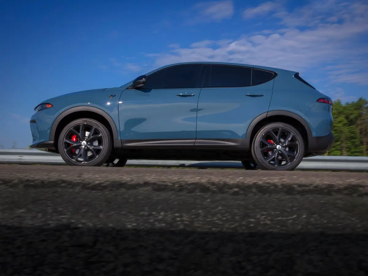 Dodge Hornet 2022 – н.в. Внедорожник 5 дв. — 照片 2