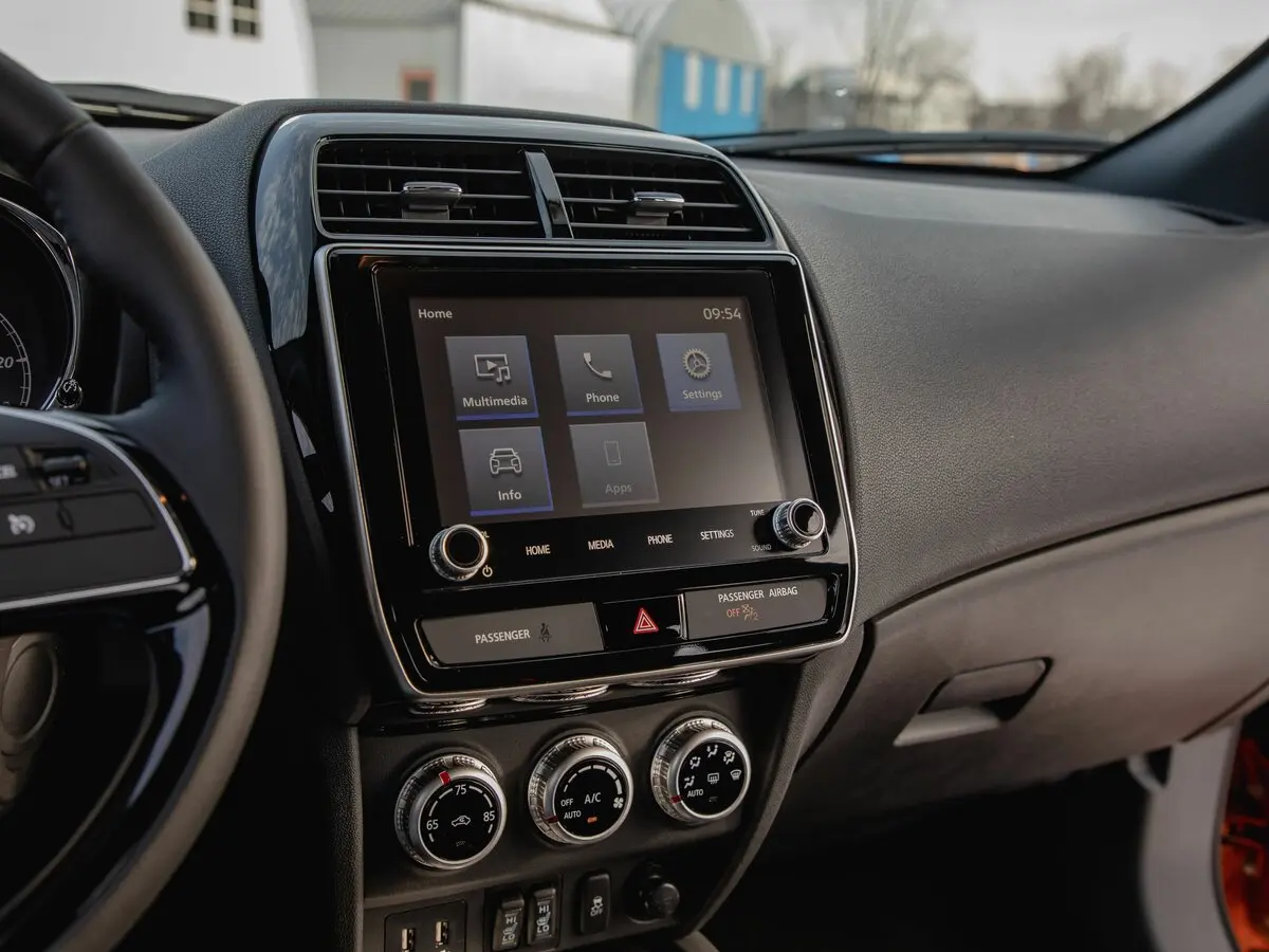 Mitsubishi Outlander Sport I Рестайлинг 3 Внедорожник 5 дв. — photo 14
