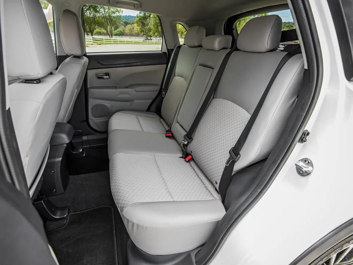 Mitsubishi Outlander Sport I Рестайлинг 2 Внедорожник 5 дв. — сүрөт 11