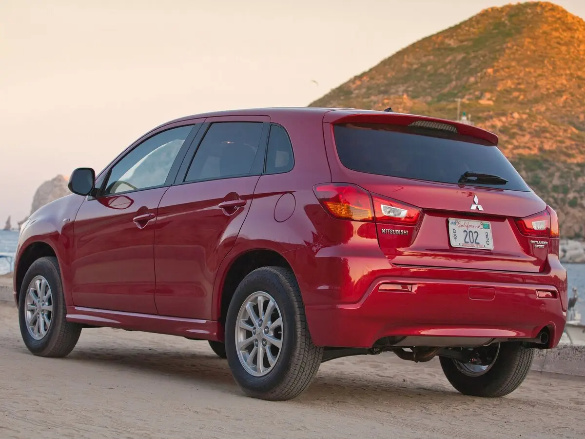 Mitsubishi Outlander Sport I Внедорожник 5 дв. — 照片 5
