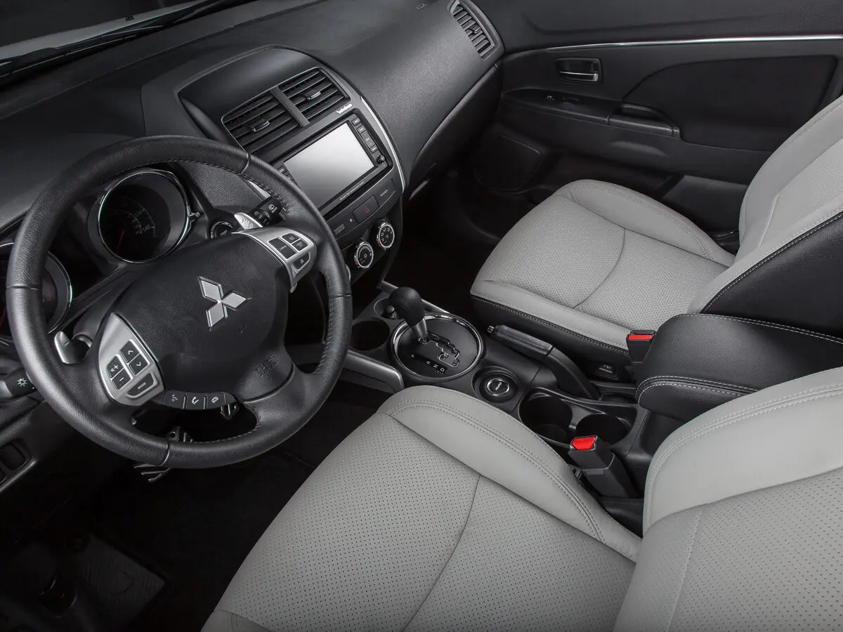 Mitsubishi Outlander Sport I Внедорожник 5 дв. — 照片 7