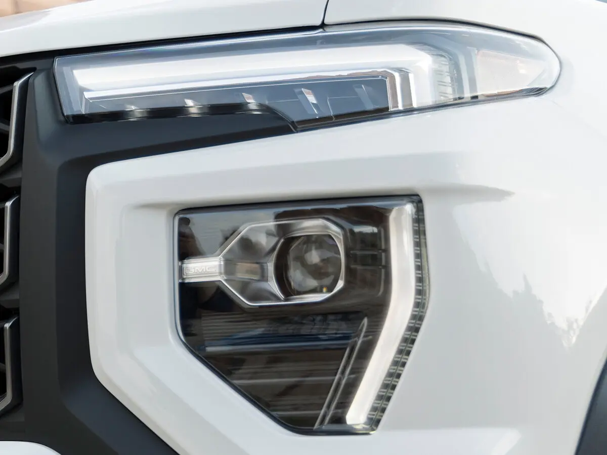 GMC Canyon III Пикап Двойная кабина — сүрөт 11