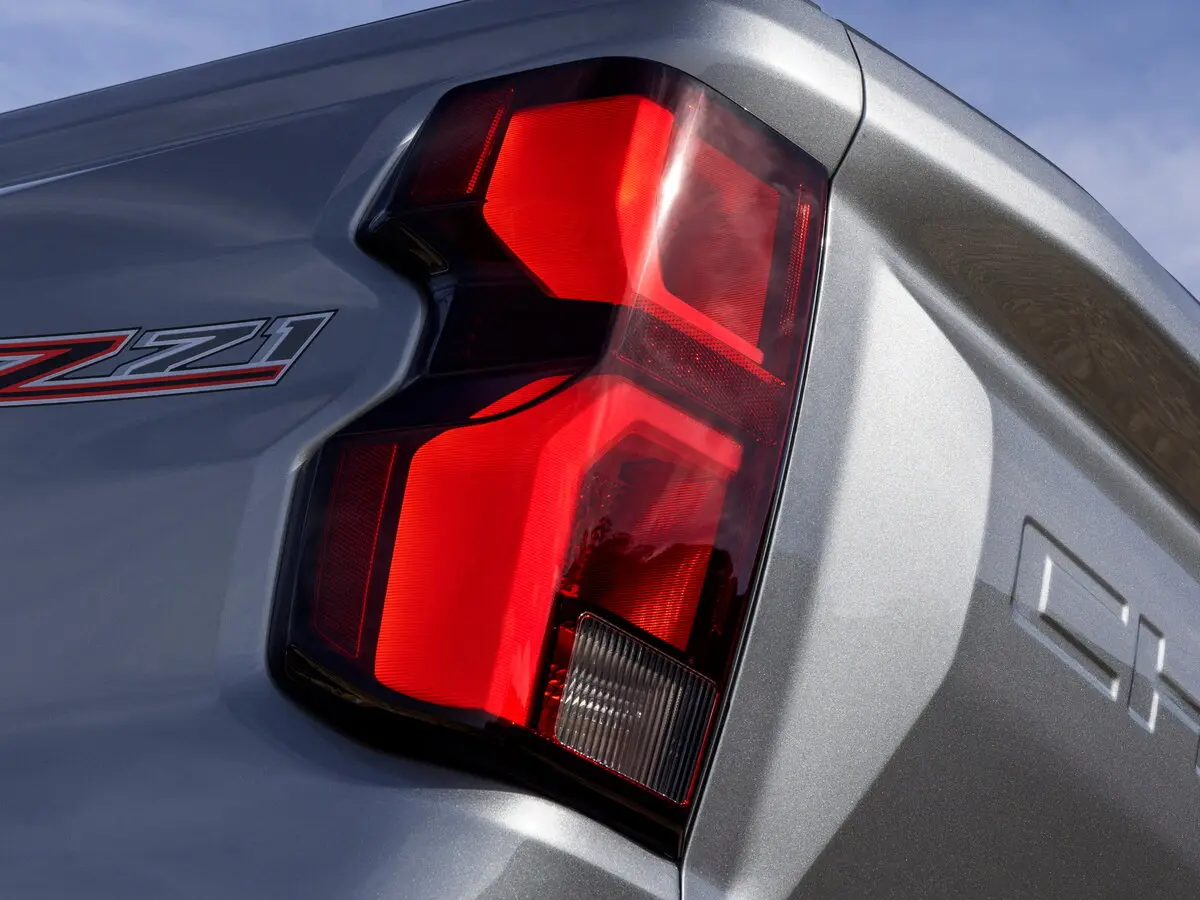 Chevrolet Colorado III Пикап Двойная кабина — photo 10