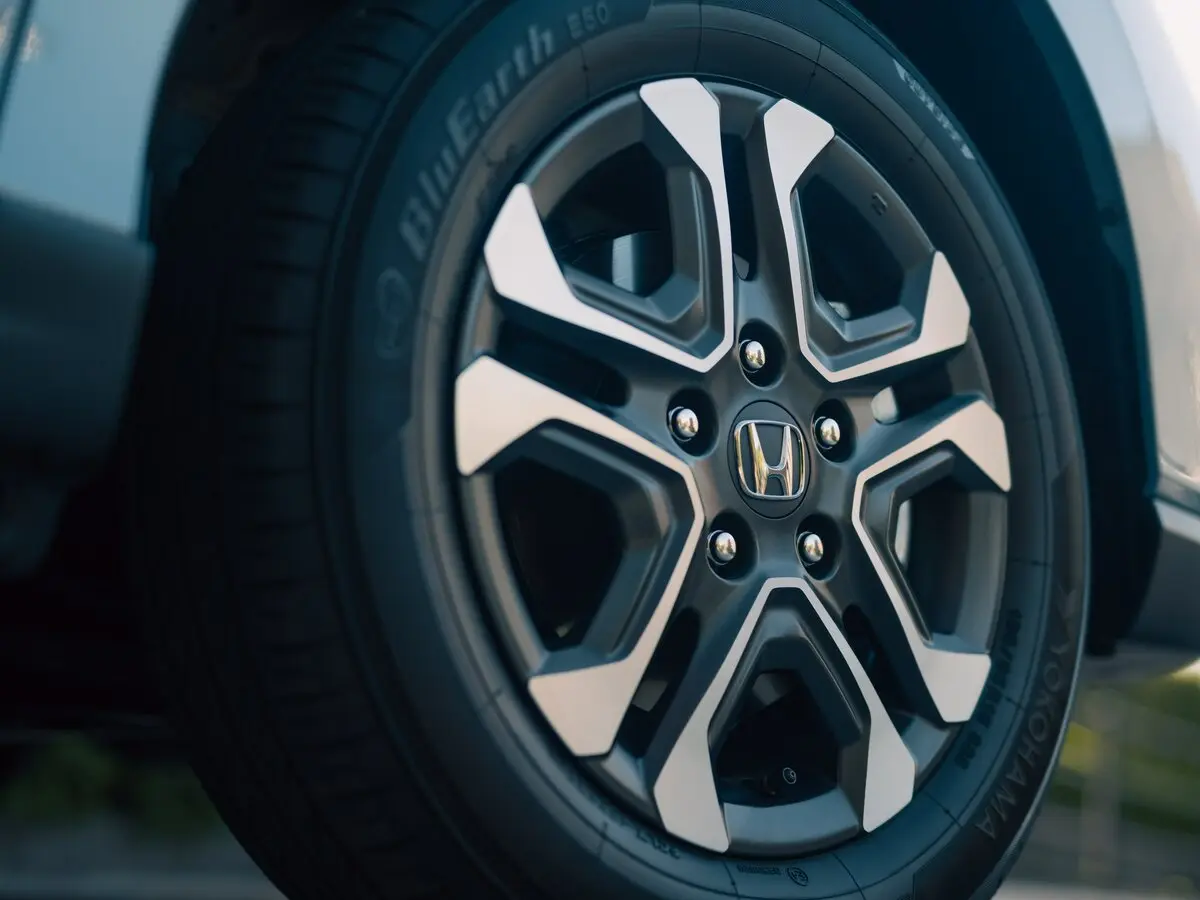 Honda Freed II Рестайлинг Компактвэн — сүрөт 13