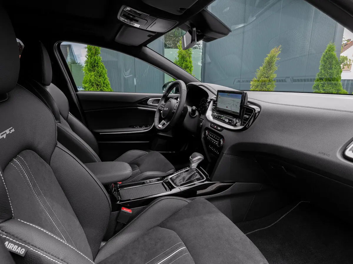 Kia XCeed I Рестайлинг Хэтчбек 5 дв. — сүрөт 7