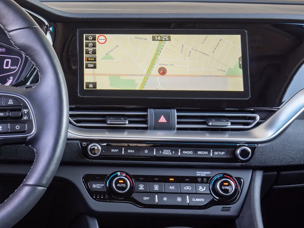 Kia Niro I Рестайлинг Внедорожник 5 дв. — фото 15
