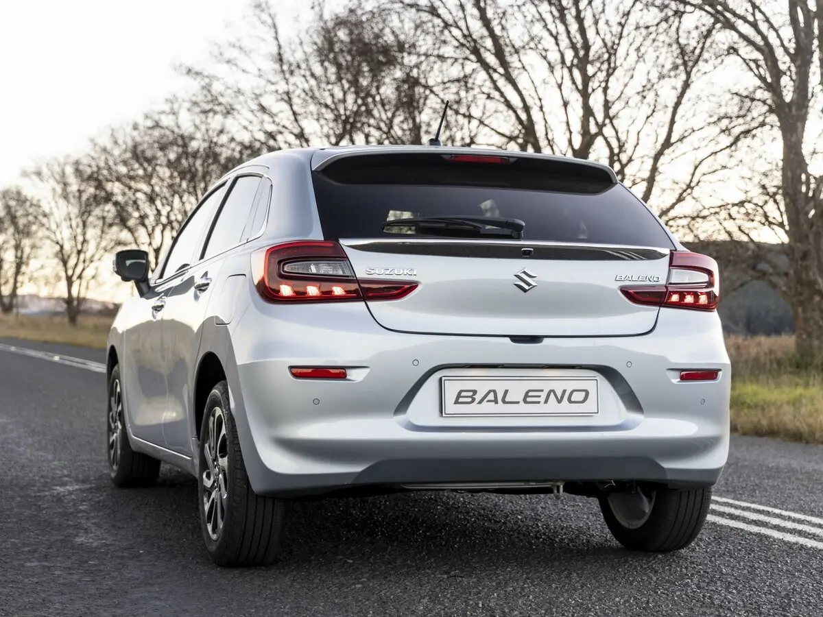 Suzuki Baleno III Хэтчбек 5 дв. — сүрөт 4