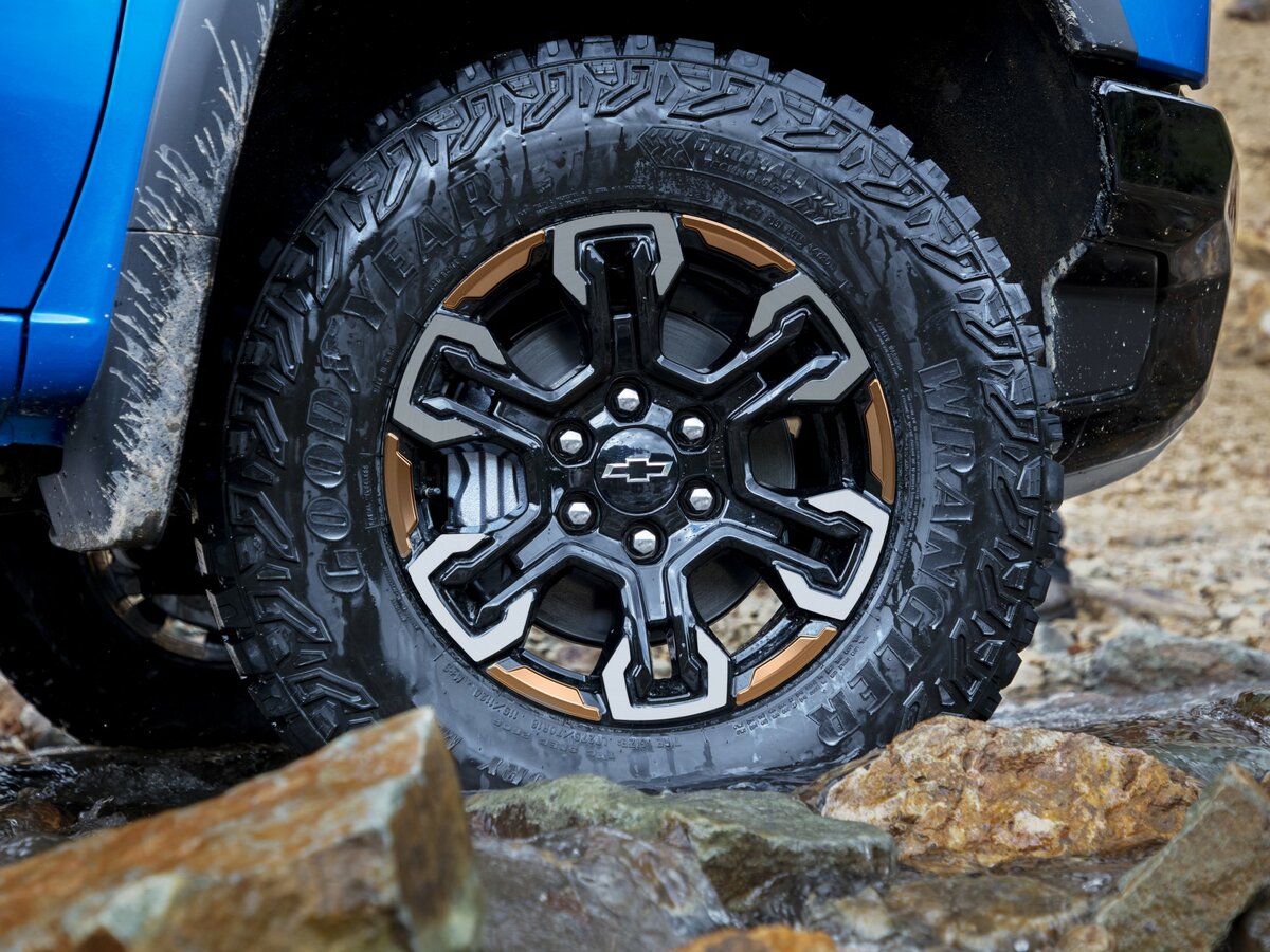 Chevrolet Silverado IV (T1XX) Рестайлинг Пикап Двойная кабина ZR2 — фото 11