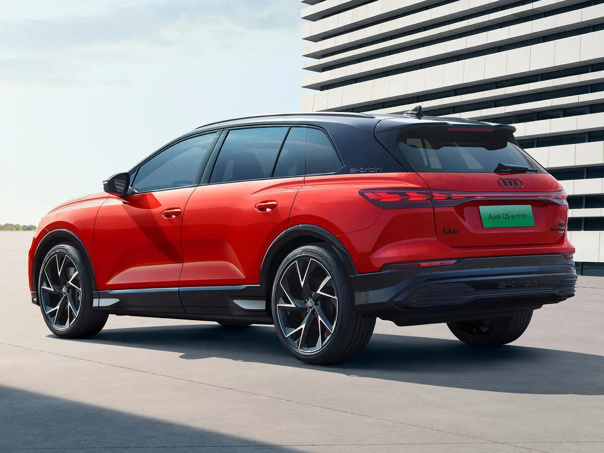 Audi Q5 e-tron 2022 – н.в. Внедорожник 5 дв. — сүрөт 4
