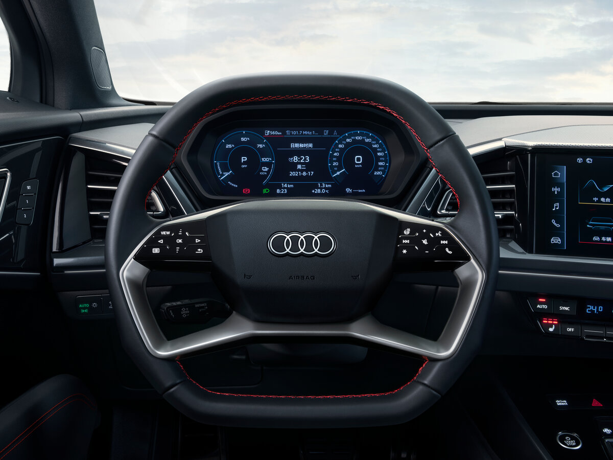 Audi Q5 e-tron 2022 – н.в. Внедорожник 5 дв.