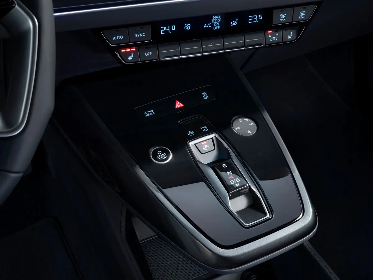 Audi Q5 e-tron 2022 – н.в. Внедорожник 5 дв. — сүрөт 12
