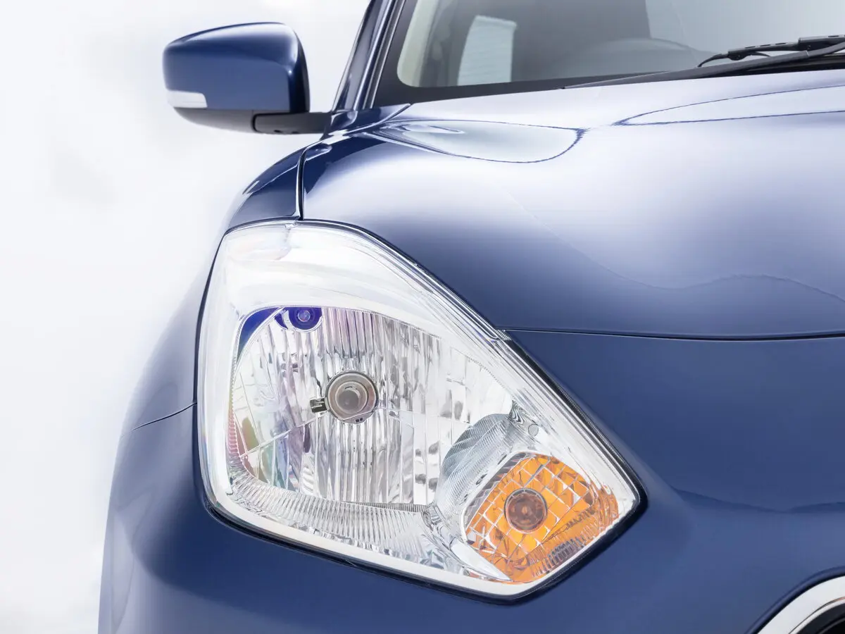 Suzuki DZire III Рестайлинг Седан — 照片 11
