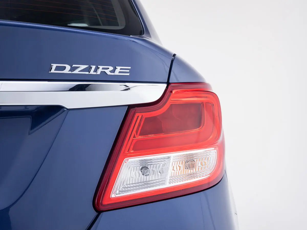Suzuki DZire III Рестайлинг Седан — 照片 12