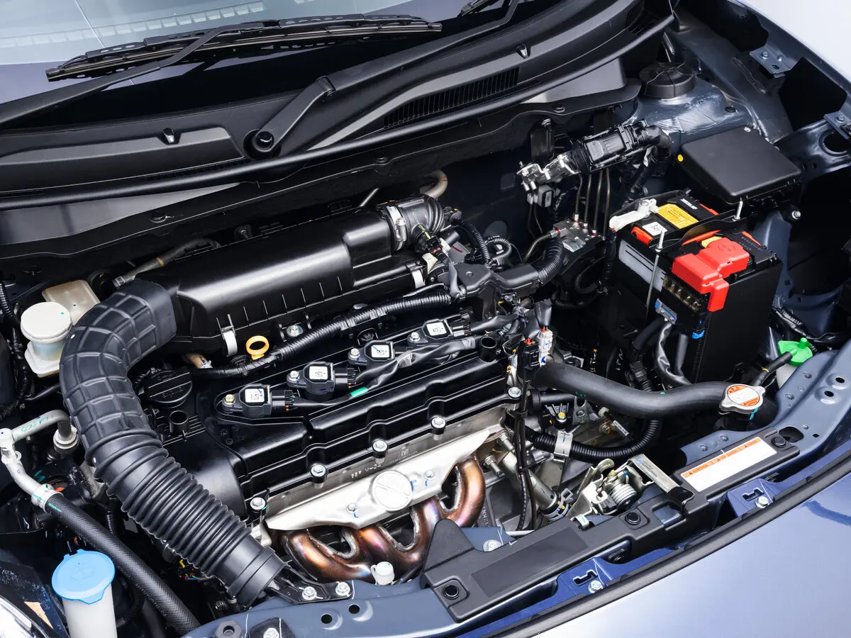 Suzuki DZire III Рестайлинг Седан — 照片 14