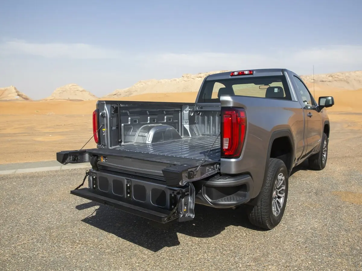 GMC Sierra IV Пикап Одинарная кабина Regular Cab — сүрөт 6