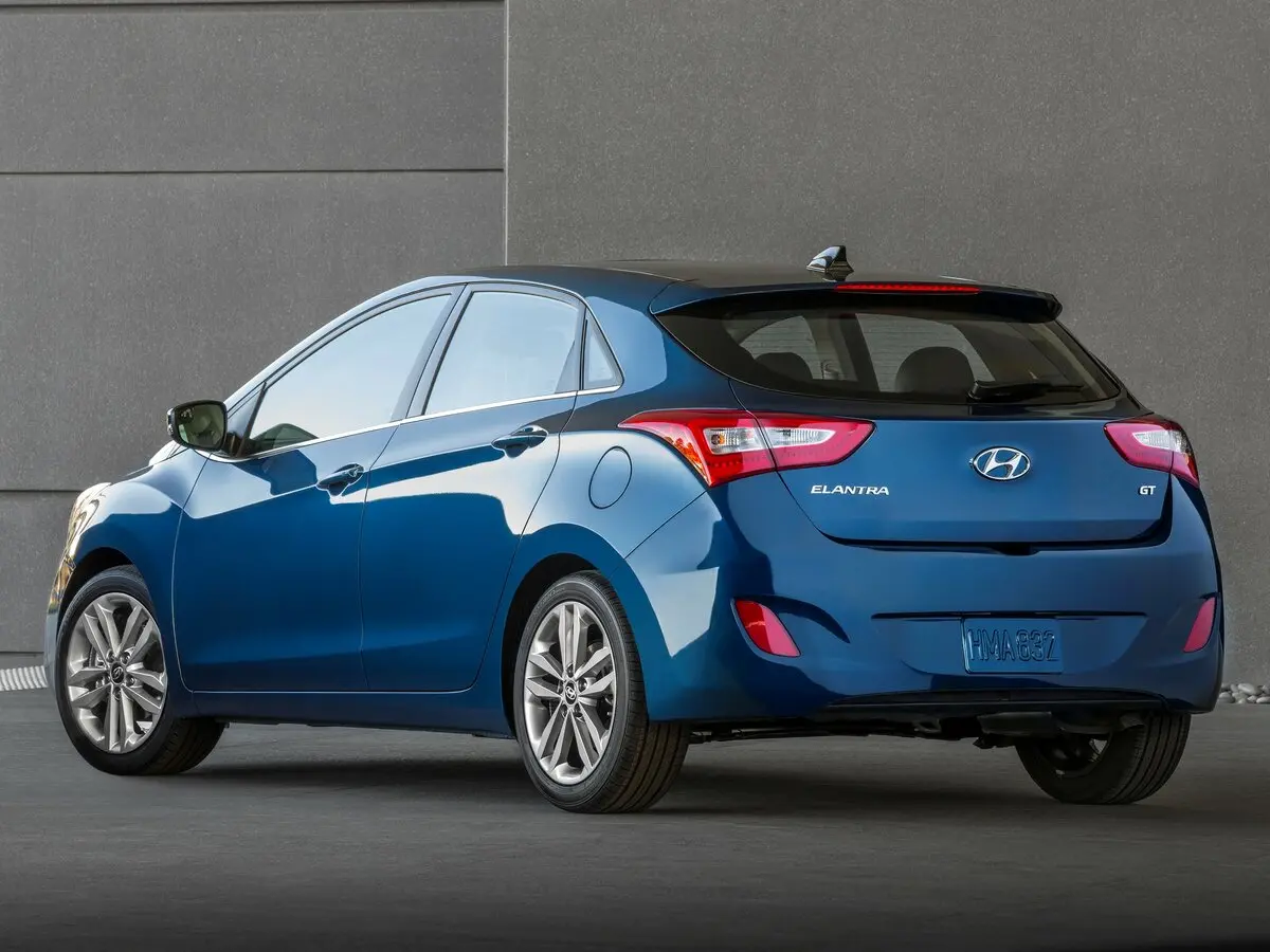 Hyundai Elantra V (MD) Рестайлинг Хэтчбек 5 дв. GT — сүрөт 4