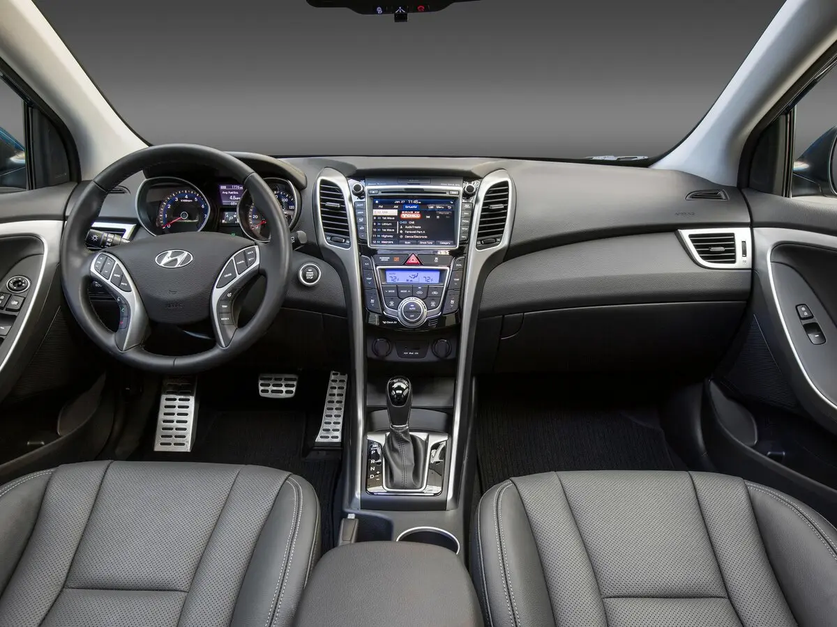 Hyundai Elantra V (MD) Рестайлинг Хэтчбек 5 дв. GT — сүрөт 5