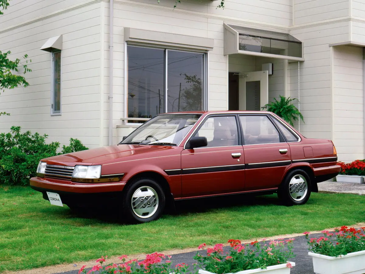 Toyota Corona VIII (Е150, T160) Рестайлинг Седан