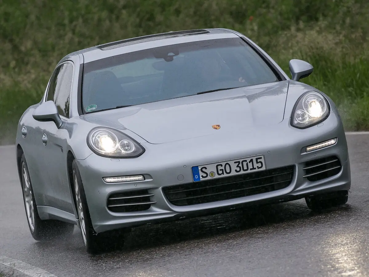 Porsche Panamera I Рестайлинг Лифтбек Executive — сүрөт 3
