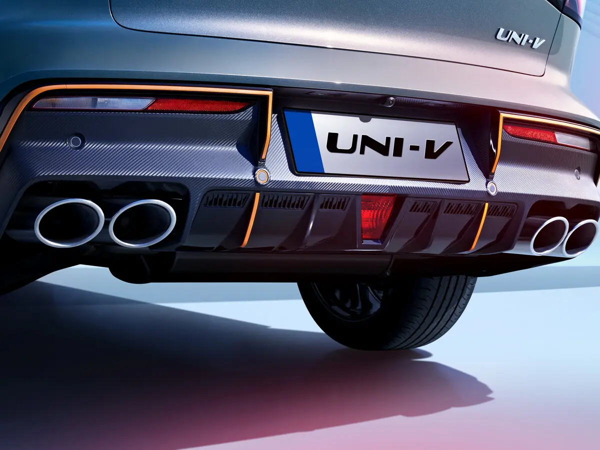 Changan UNI-V I Лифтбек — сүрөт 12