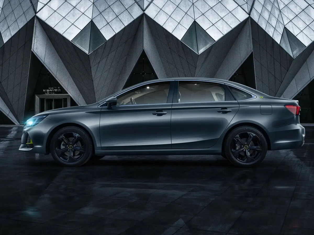Roewe i6 Max 2020 – 2022 Седан — фото 2
