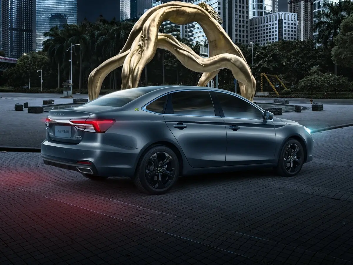 Roewe i6 Max 2020 – 2022 Седан — фото 4