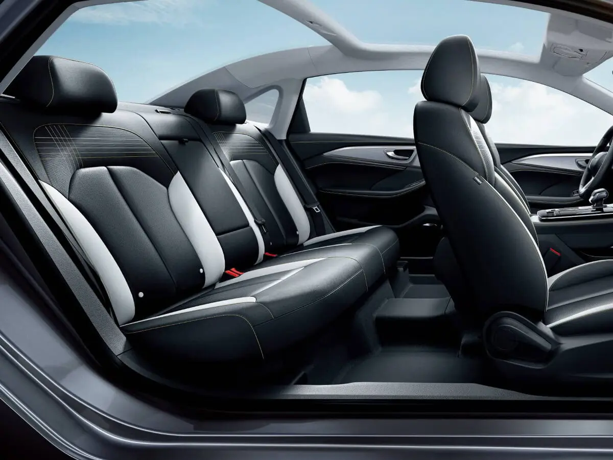 Roewe i6 Max 2020 – 2022 Седан — фото 8