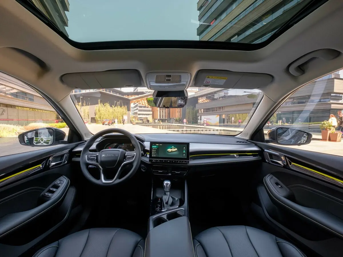 Roewe i5 I Рестайлинг Седан — сүрөт 5