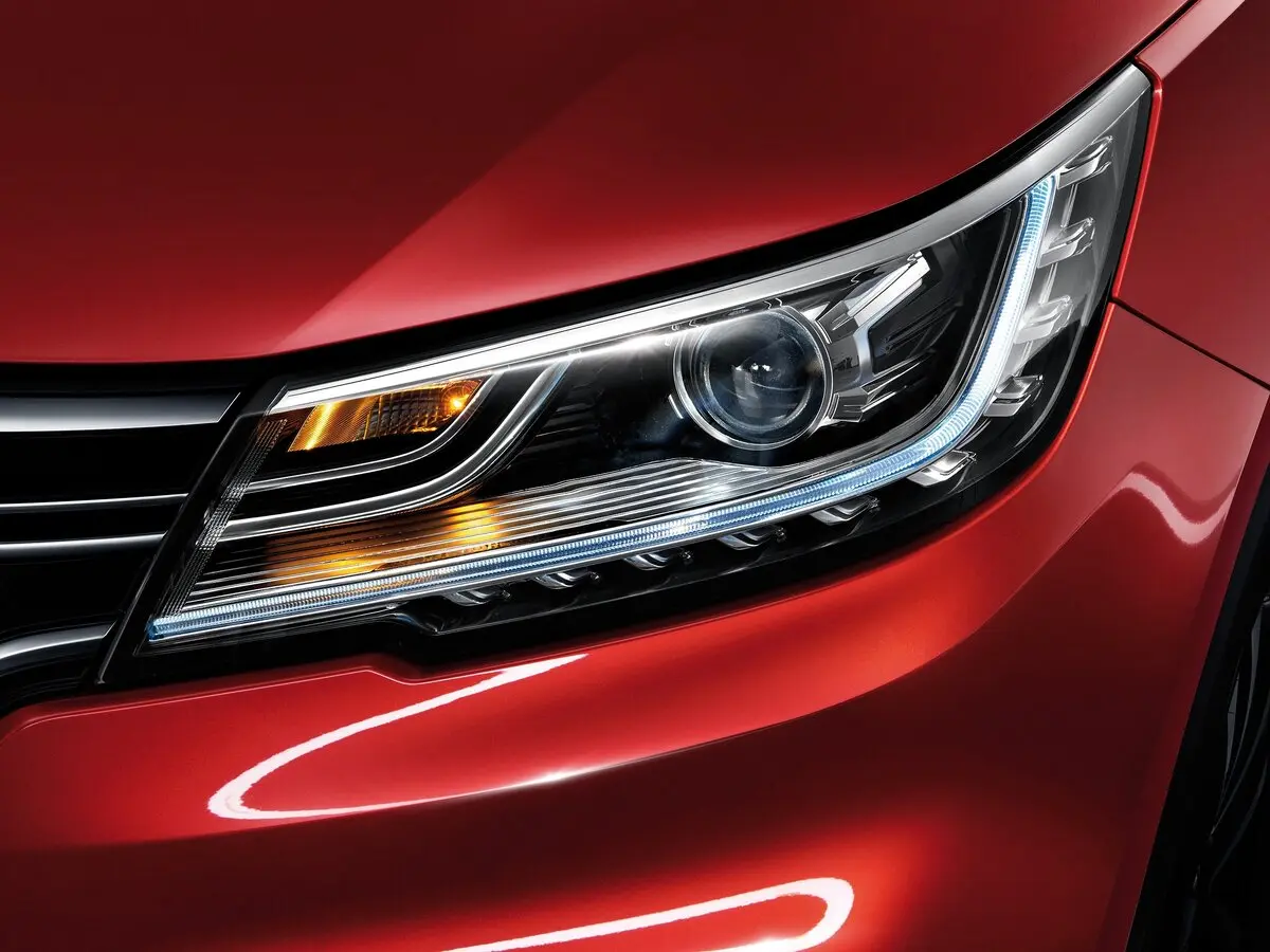 Roewe RX3 2017 – 2021 Внедорожник 5 дв. — 照片 8