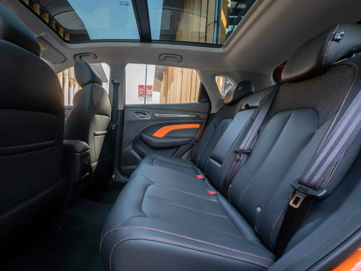 Roewe RX3 Pro 2021 – 2023 Внедорожник 5 дв. — сүрөт 8